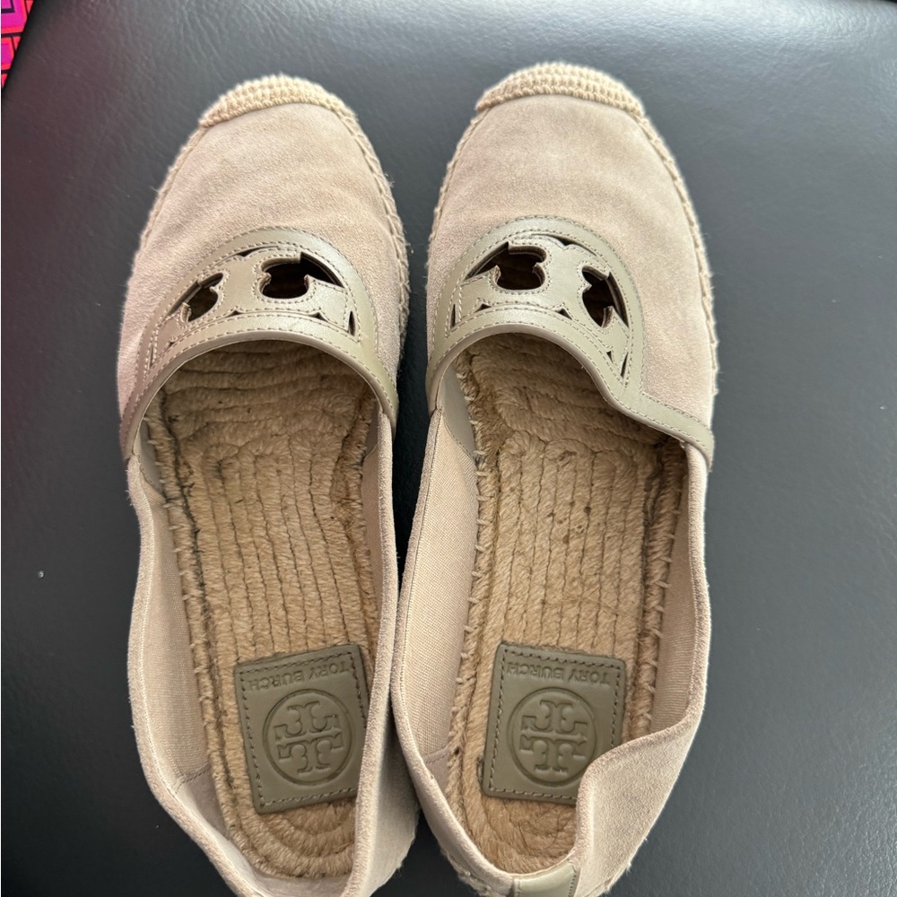 Tory Burch flat